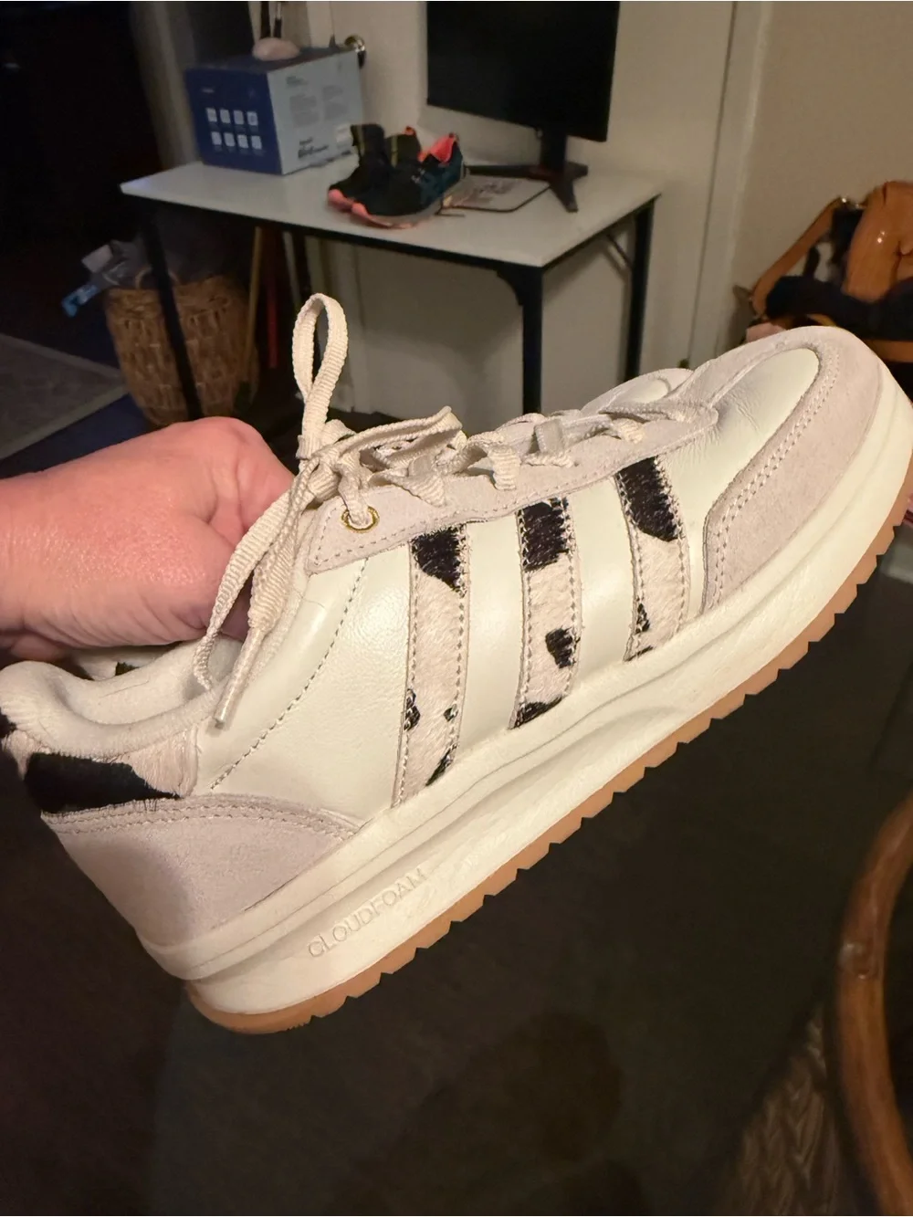 adidas Women's Cream and Black Low-Top Sneakers